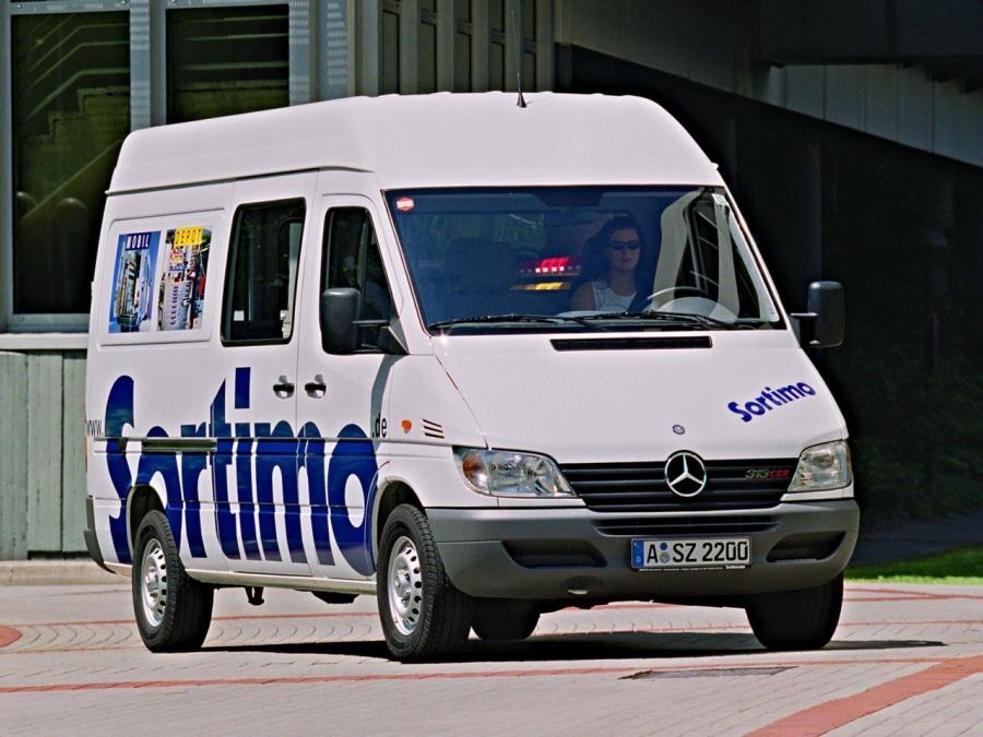 Mercedes-Benz Sprinter Van 2000 года  (фото 4 из 23)